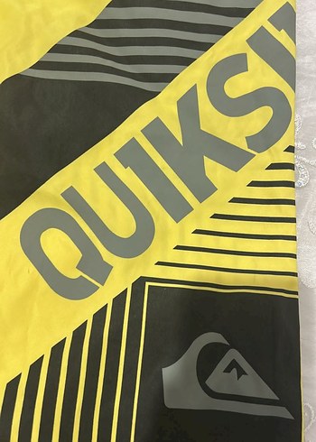 Quiksilver Sarı Desenli Erkek Şort - Görsel 5