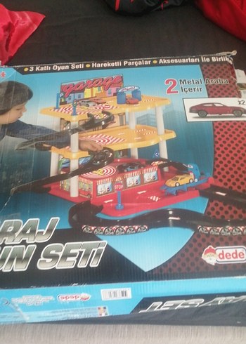  Beden Renk 3 Katlı Garaj Oyun Seti - Çok Renkli. Arabası yok