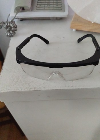 Şeffaf Minimalist Yüzücü Gözlüğü - Görsel 4