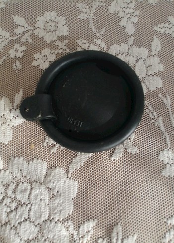 Siyah Göğüs Pedi. Kapak yenı - Görsel 2