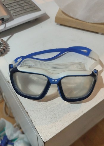 Mavi Elastik Yüzme Gözlüğü - Görsel 2