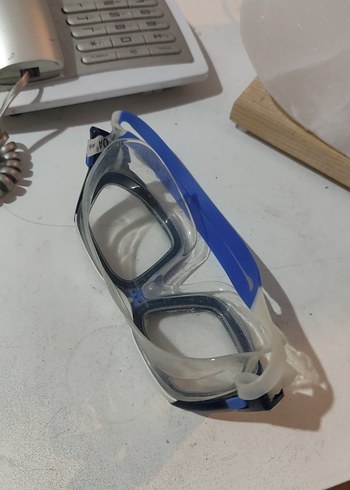 Mavi Elastik Yüzme Gözlüğü - Görsel 4