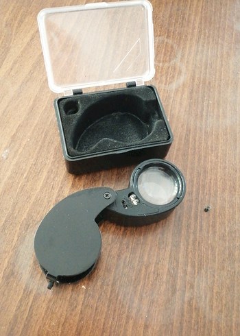 Kompakt Siyah Katlanabilir Büyüteç - Görsel 2