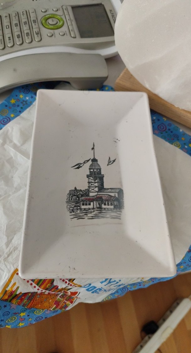 Beyaz Baskılı Seramik Tabak - Görsel 2