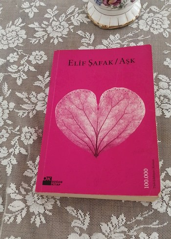 Elif Şafak - Aşk Romanı