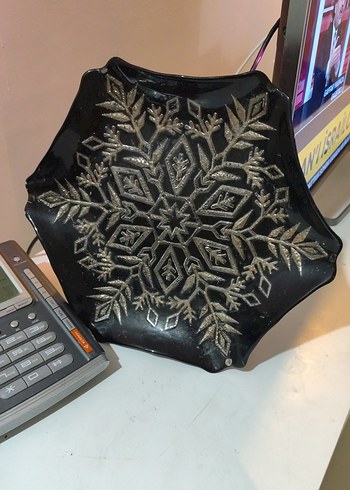 Siyah Kar Tanesi Desenli Dekoratif Tabak eskilerden - Görsel 3