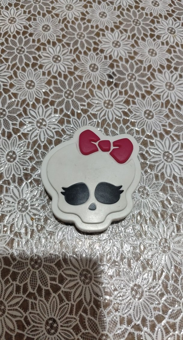 Gri Kurukafa Figürlü ayna - Görsel 2