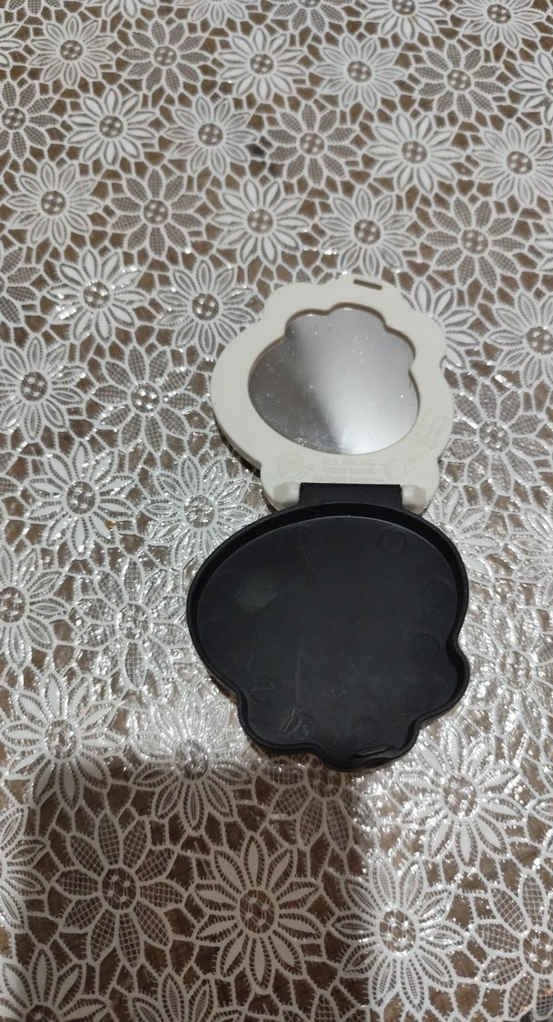 Gri Kurukafa Figürlü ayna - Görsel 4