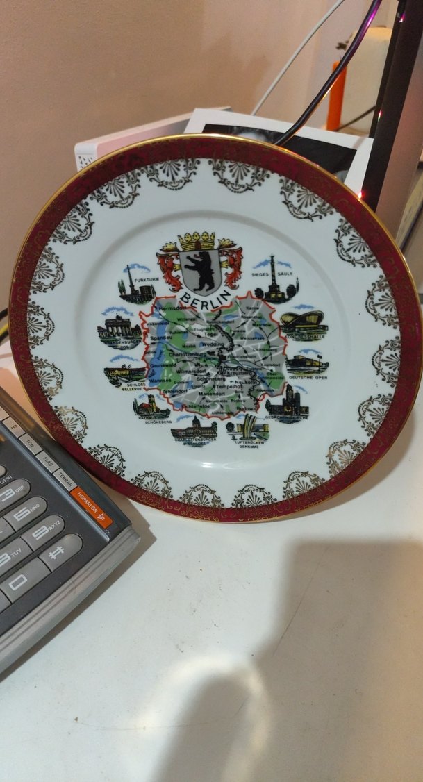 Berlin Temalı Dekoratif Tabak eskiler den - Görsel 5