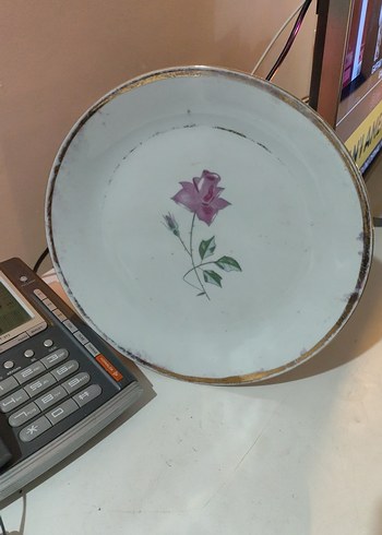 Çiçek Desenli Beyaz Tabak eskilerden - Görsel 2