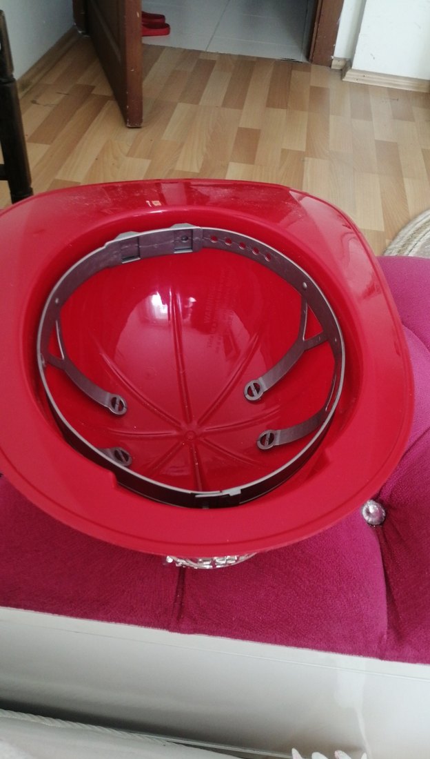 Kırmızı Vintage Baskılı Motosiklet Kaskı - Görsel 4