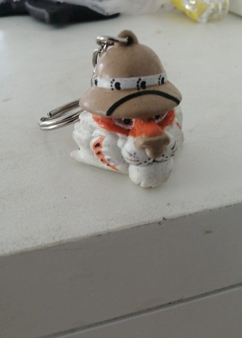 Renkli Beyaz Kedi Figürlü Anahtarlık - Görsel 2