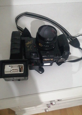Siyah Retro Film Fotoğraf Makinesi. Tamir gerekebılır
