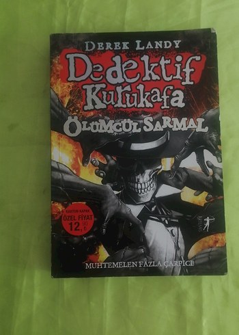 Dedektif Kurukafa Ölümcül Sarmal - Derek Landy