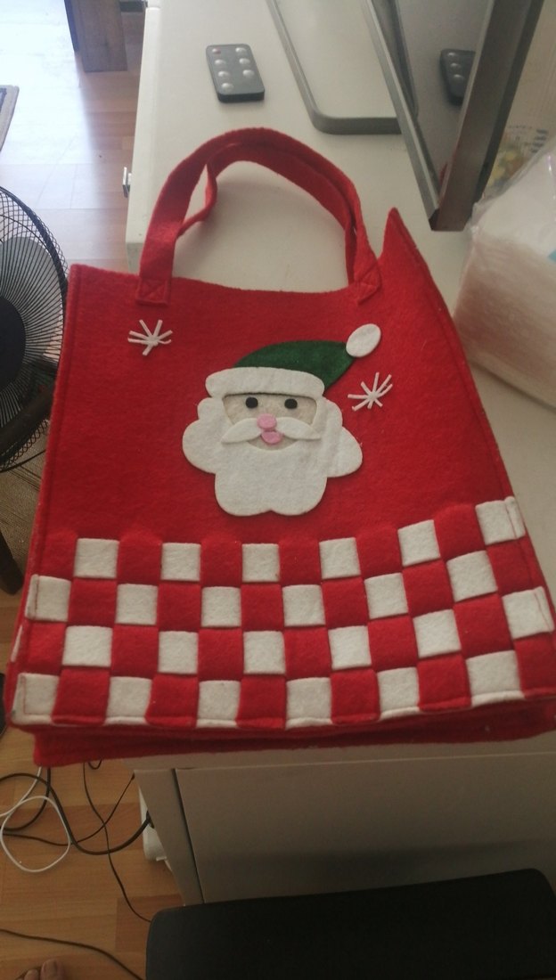 Kırmızı Kareli Bebek Çantası 23  31 8 santim kece - Görsel 3