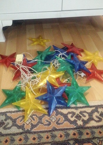 Beden Renkli Yıldız Şeklinde Dekoratif Işıklar. Denemedim. 2 adet