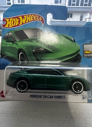 Hot Wheels PORSCHE TAYCAN TURBO S