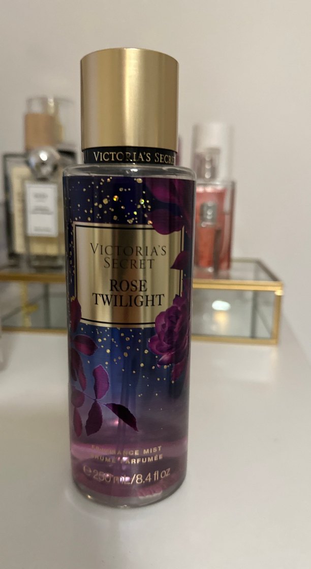Victoria's Secret Rose Twilight Kadın Parfümü - Görsel 2