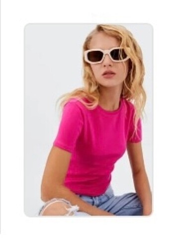 s Beden Stradivarius Kısa Kollu Crop T-shirt