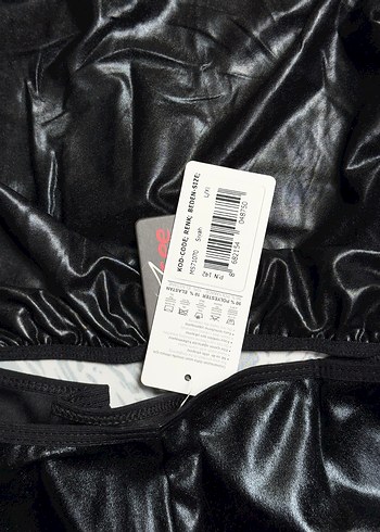 Siyah Zincir Detaylı Mini Deri Takım - Görsel 3