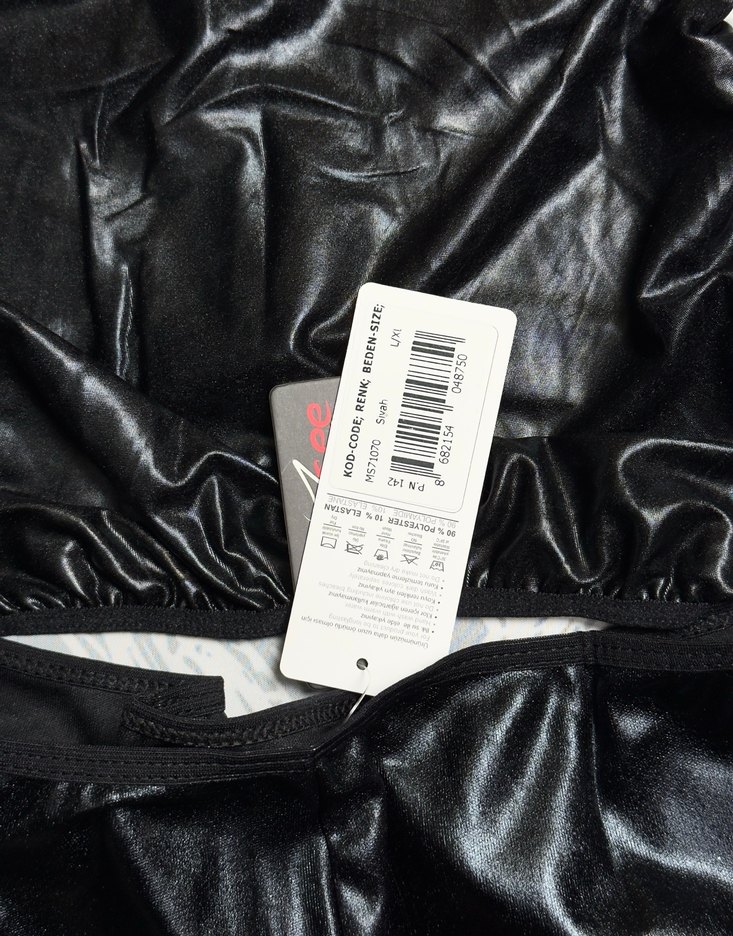 Siyah Zincir Detaylı Mini Deri Takım - Görsel 3