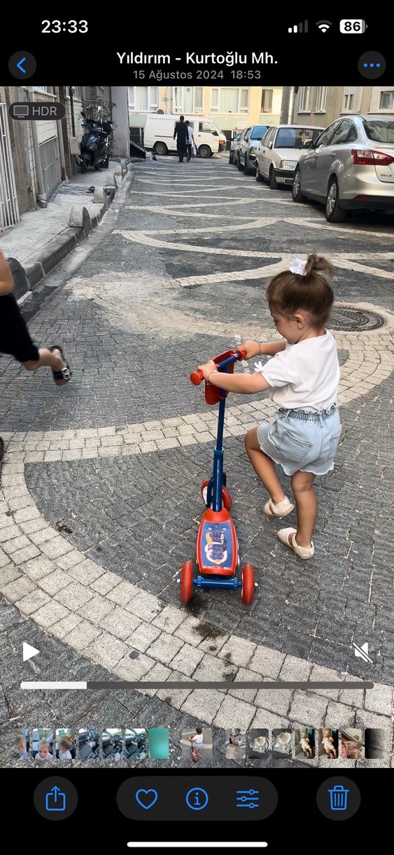 3 Tekerlekli Hot Wheels Bebek Çocuk Scooterz - Görsel 2