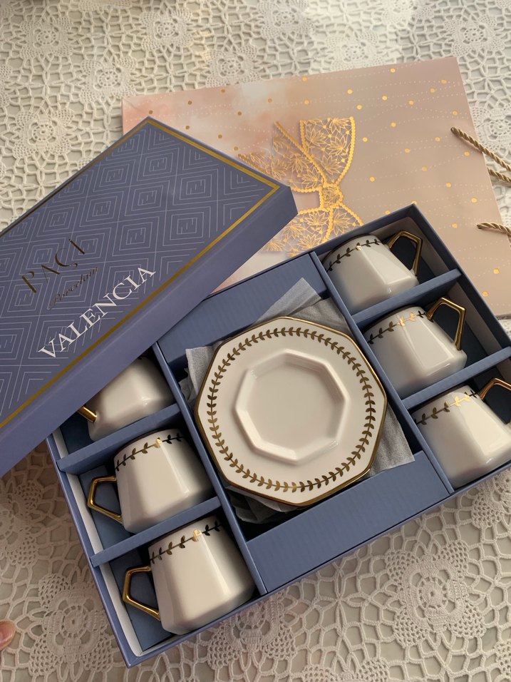 Altıgen Beyaz Porselen Kahve Fincan Seti markası paçi - Görsel 2