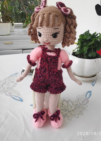 Diğer amigurumi bebek.