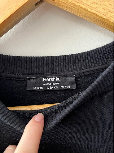 xs Beden Bershka Sweatshirt