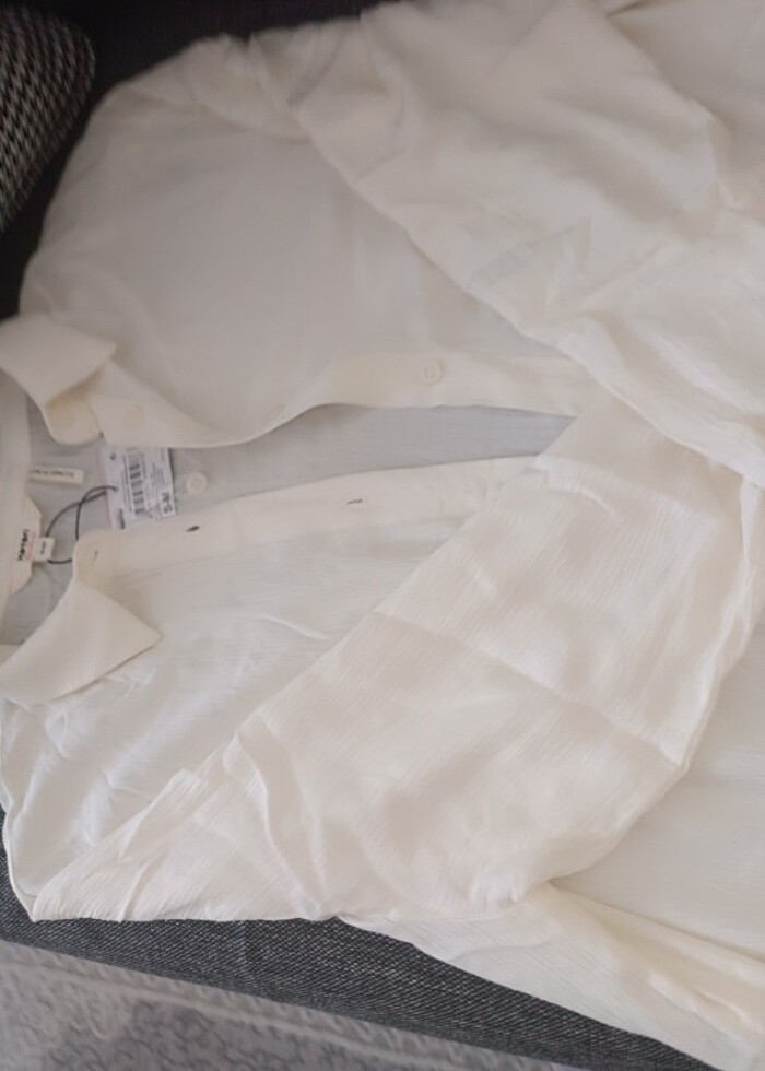 Beyaz gömlek - Görsel 3