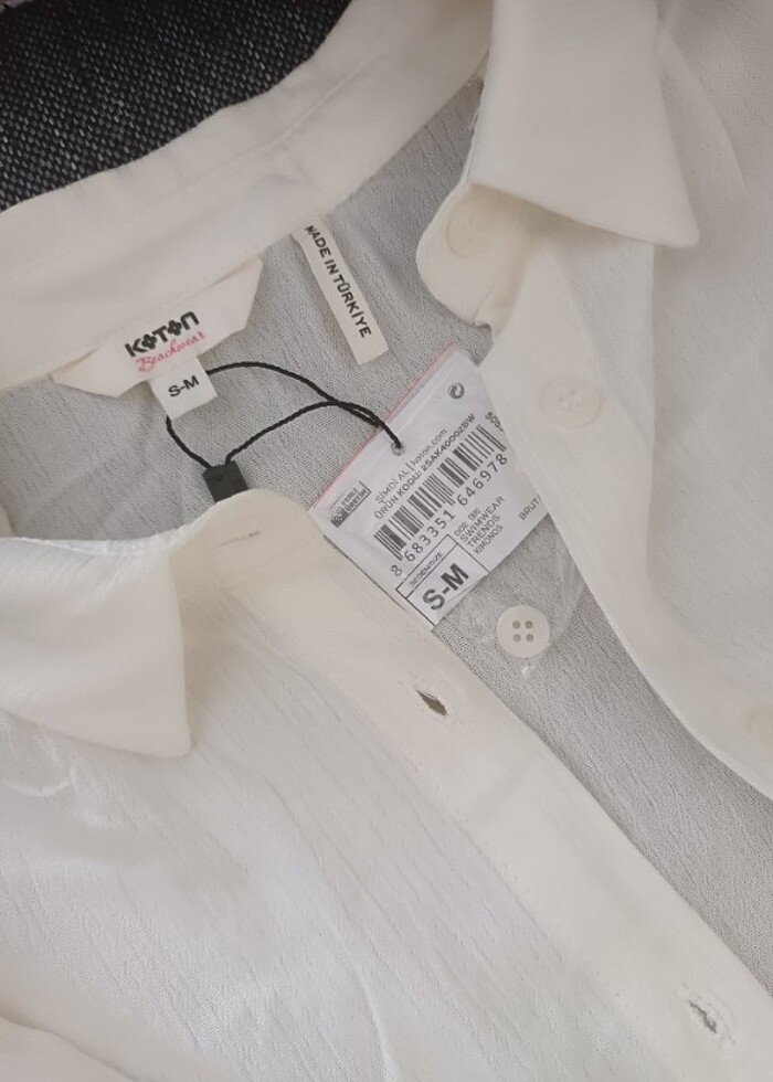 Beyaz gömlek - Görsel 2