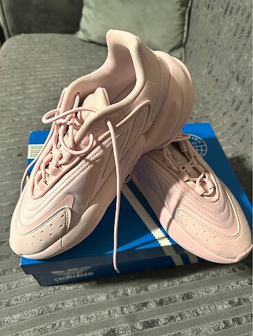 Adidas 38,5 numara