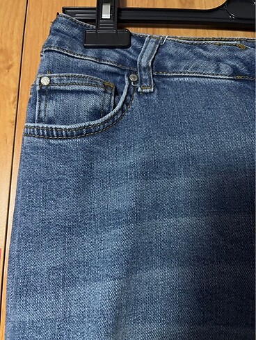 LC Waikiki Düğmeli Mom Jeans