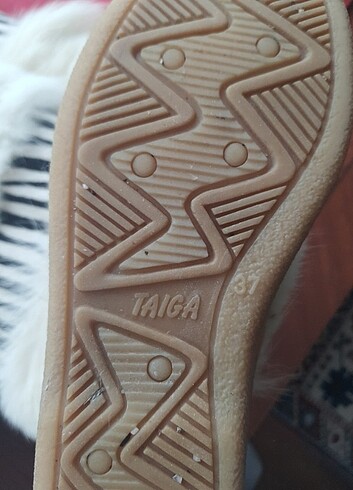 Ugg Tüylü bot