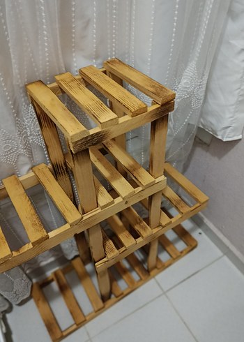 Çiçek Bej Ahşap Raf Ünitesi