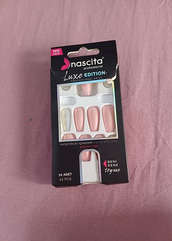Nascita Pembe Tırnak Süslemeleri 14'lü