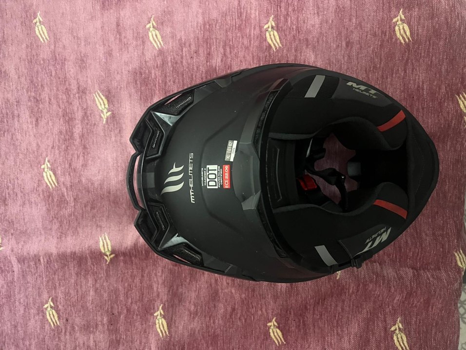 MT Helmets Kask - Görsel 5