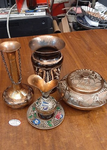 MERAKLISINA ESKİLERDEN NOSTALJİ VİNTAGE. 4 LÜ KALEM İŞÇİLİKLİ BA