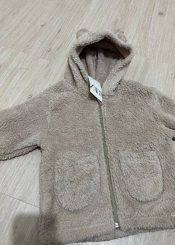 Kapüşonlu Erkek Çocuk Bej Peluş Mont