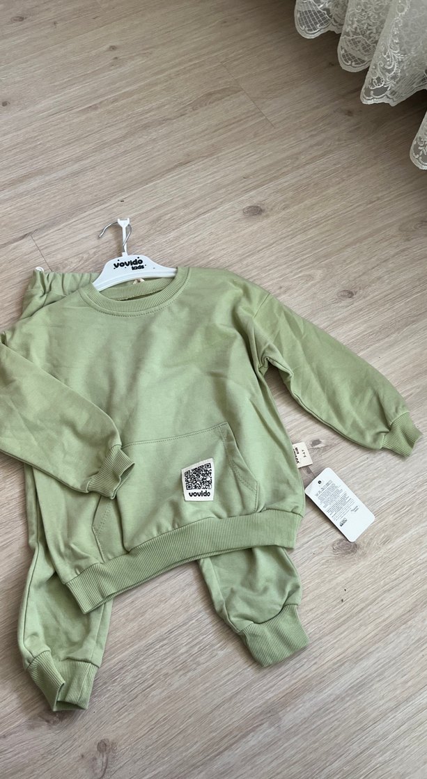 Uzun Kollu Yeşil Bebek Takımı - Görsel 2