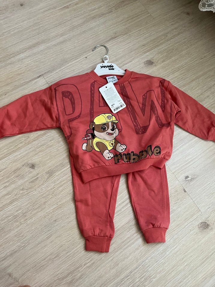 Kırmızı Baskılı Erkek Çocuk Eşofman Takımı - Görsel 3