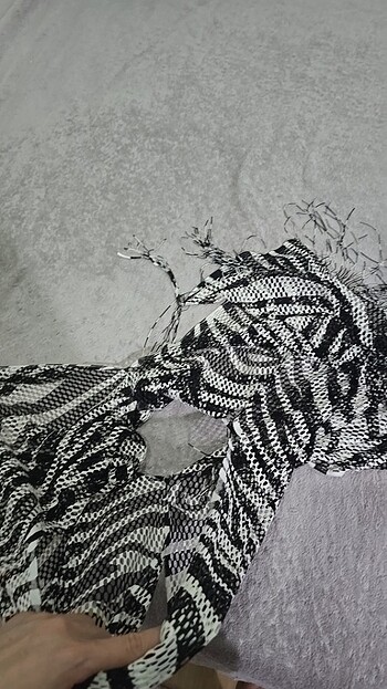 Zebra desenli püsküllü deniz kıyafeti - Görsel 3