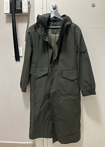 Mango Su Gecirmez Parka