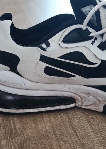 NİKE AİR MAX 270 41 NUMARA İTHAL - Görsel 3