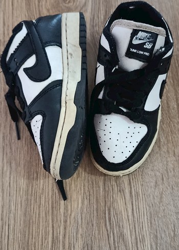 Nike  çocuk 27 numara siyah beyaz ayakkabı - Görsel 2