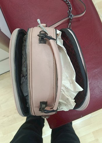 Pembe Deri Kadın Omuz Çantası ACİLLLL!
AÇIKLAMAYI OKUYUN. - Görsel 6