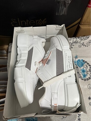 DKNY Spor ayakkabı