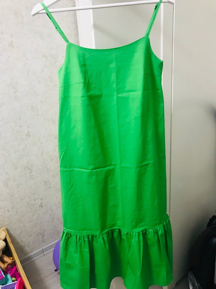 Yeşil Askılı Uzun Elbise - Görsel 2