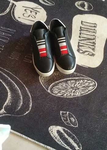 Siyah Kadın Stiletto Topuklu Spor Ayakkabı