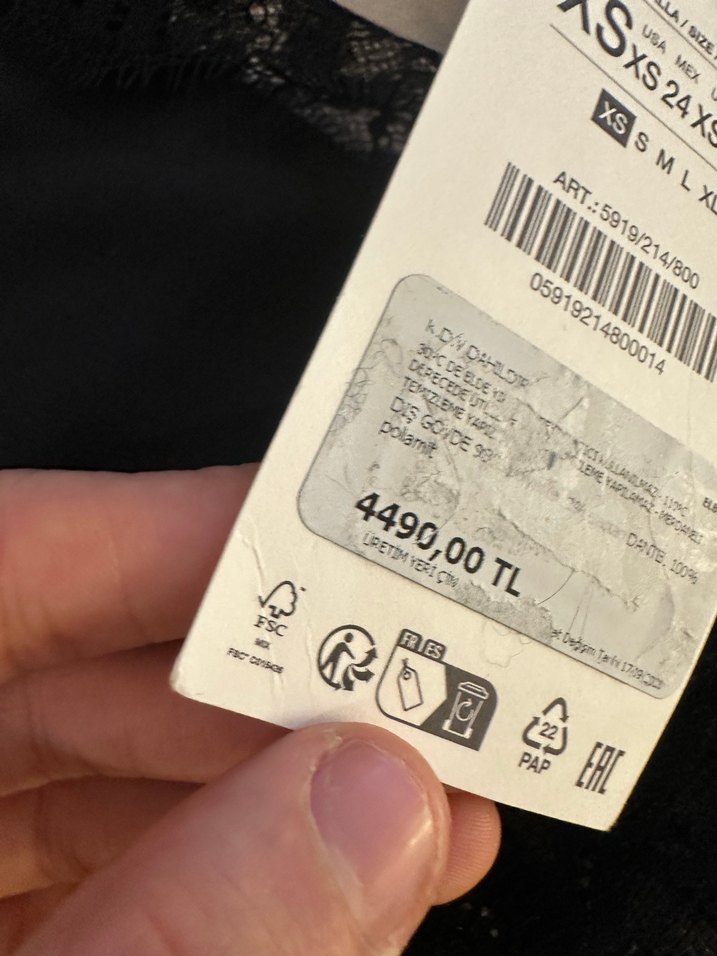 Dantel Detaylı Siyah Yılan Desenli Uzun Elbise - Görsel 3